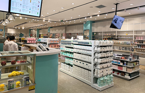 精品百貨店母嬰店人流變少的原因