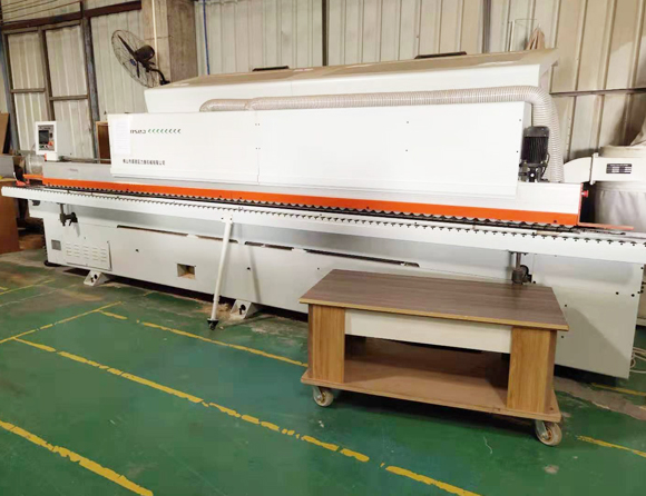 自動化木工封邊設備A