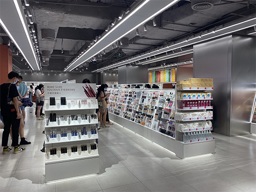 昆明大唐展示彩妝系列貨架陳列架案例視頻展示