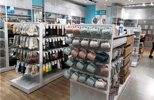 蘿崗貨架批發廠分享定制飾品店貨架的基本流程