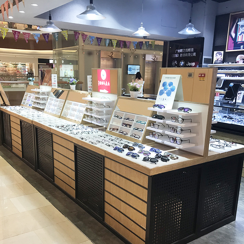 阜陽伶俐實體店貨架