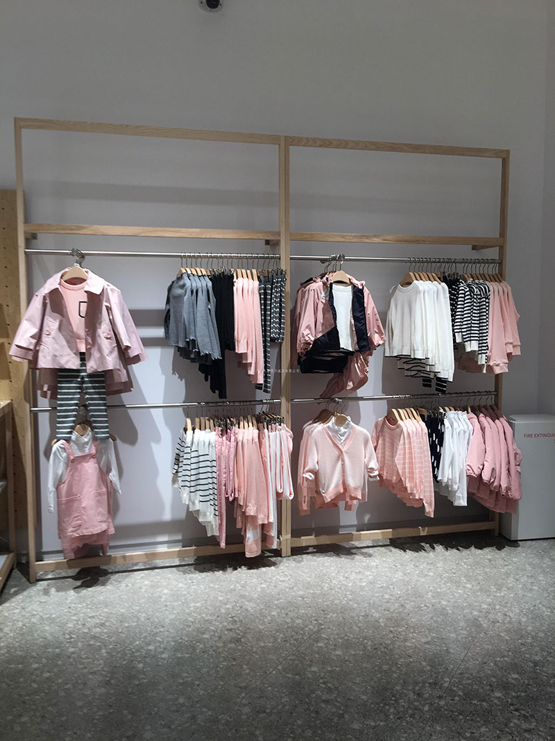 昆明小型服裝店貨架