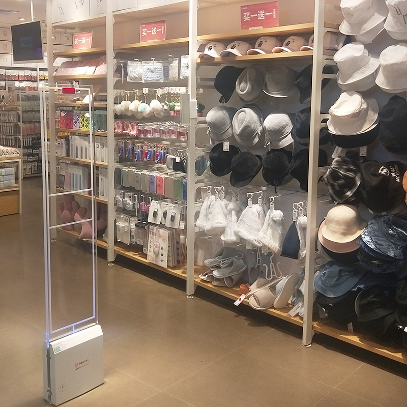 增城名創展示架