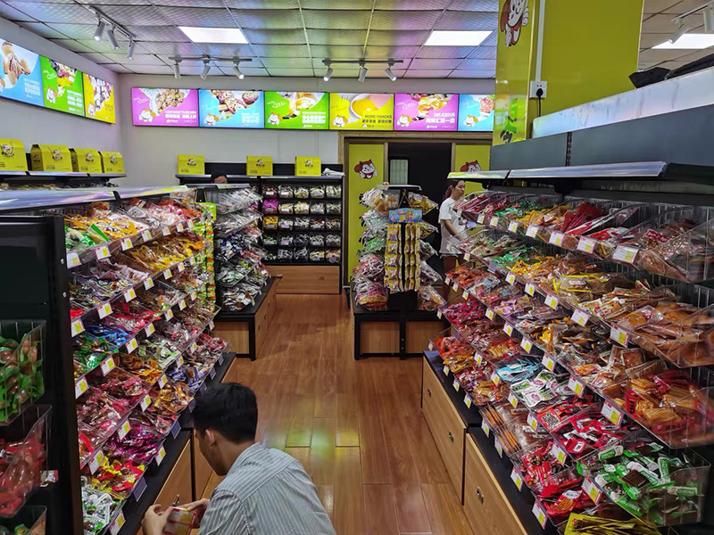 沈陽零食店展示架,休閑零食貨架,小食品店陳列柜,大唐貨架廠