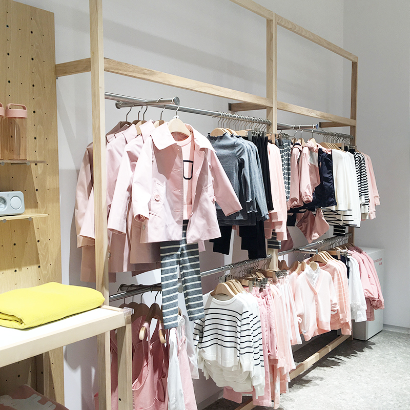 通化木質服裝貨架